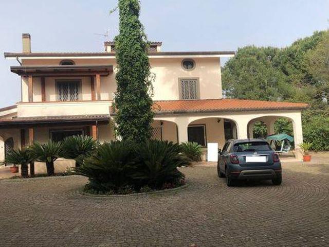 Villa Indipendente in vendita a Olevano Sul Tusciano, Campania