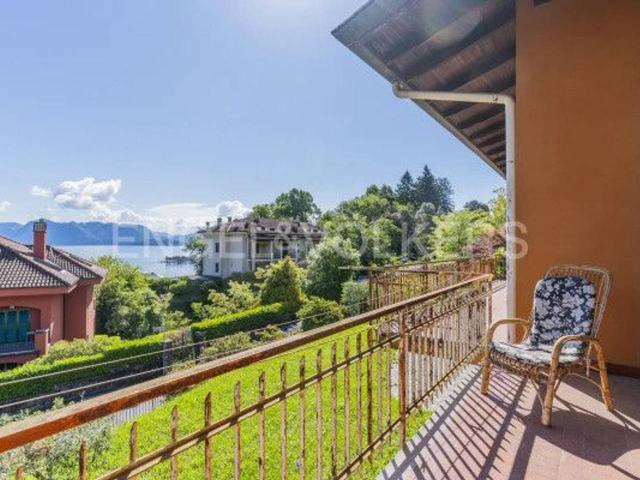 Villa Indipendente in vendita a Roncaro, Piemonte