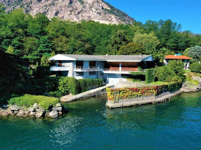 Villa Indipendente in vendita a Oltrefiume, Piemonte