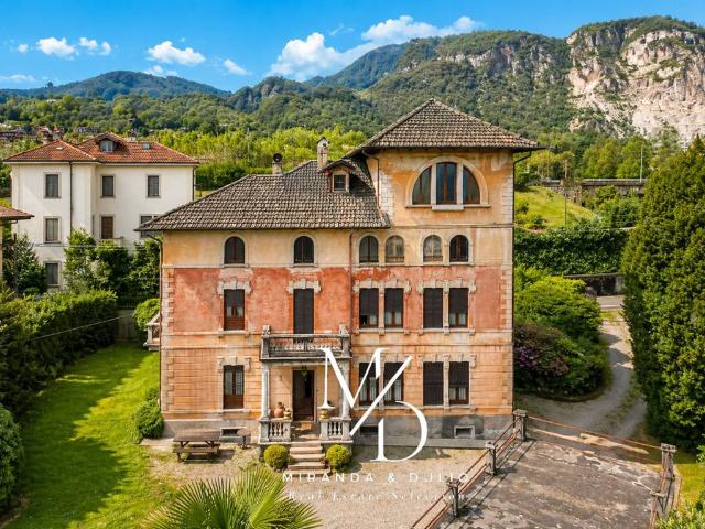 Villa Indipendente in vendita a Oltrefiume, Piemonte