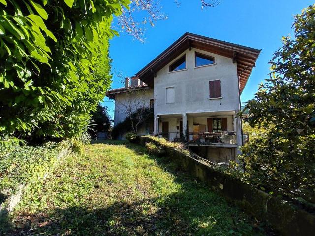 Villa Indipendente in vendita a Oltrefiume, Piemonte