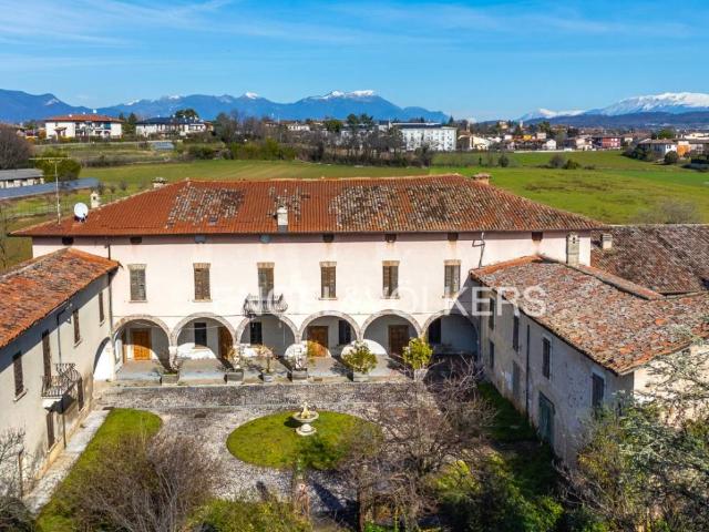Villa Indipendente in vendita a San Tommaso, Bedizzole