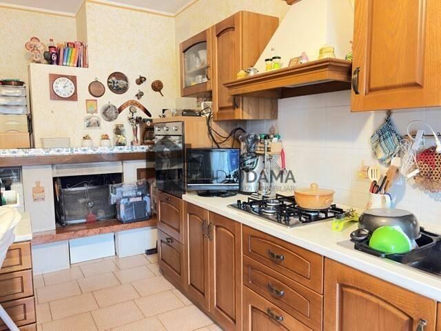 Villa Indipendente in vendita a Bedizzole, Lombardia