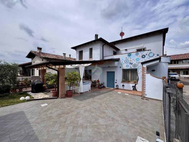 Villa Indipendente in vendita a San Tommaso, Bedizzole