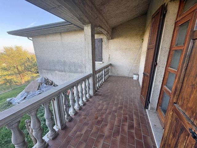 Villa Indipendente in vendita a Bedizzole, Lombardia