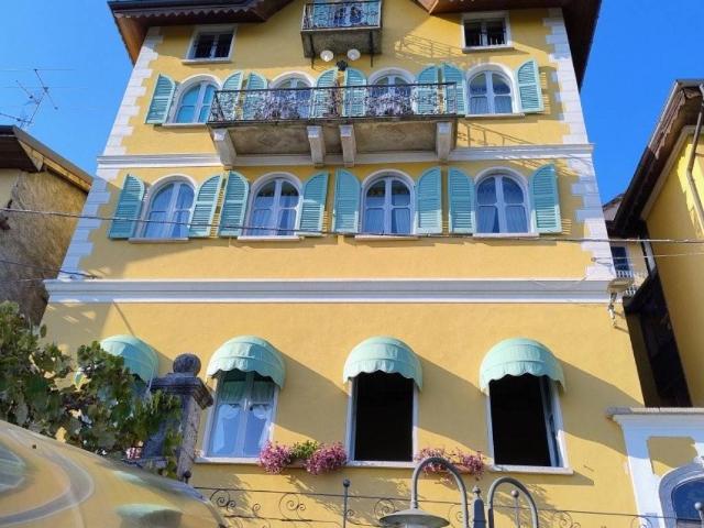 Villa Indipendente in vendita a Roncaccio, Piemonte