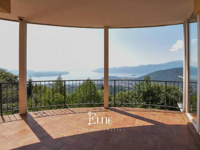 Villa Indipendente in vendita a Villaggio Montelago, Piemonte