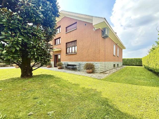 Villa Indipendente in vendita a Fornaci, Piemonte