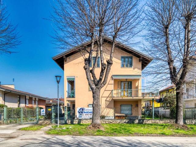 Villa Indipendente in vendita a Piemonte, Torino