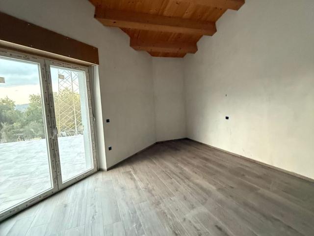 Villa Indipendente in vendita a Marche, Macerata