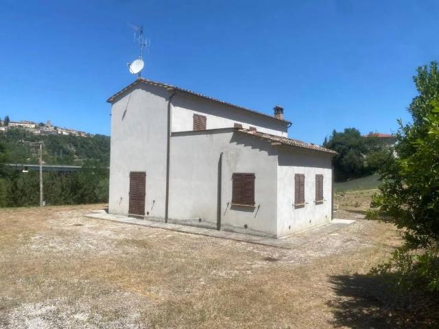 Villa Indipendente in vendita a Marche, Macerata