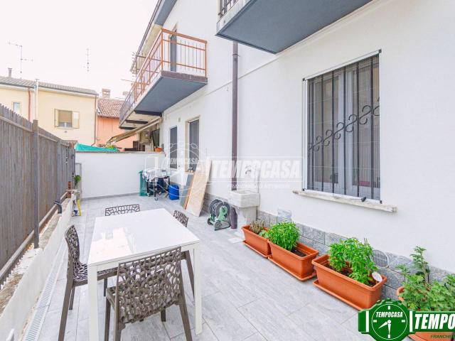 Villa Indipendente in vendita a Belgioioso, Lombardia