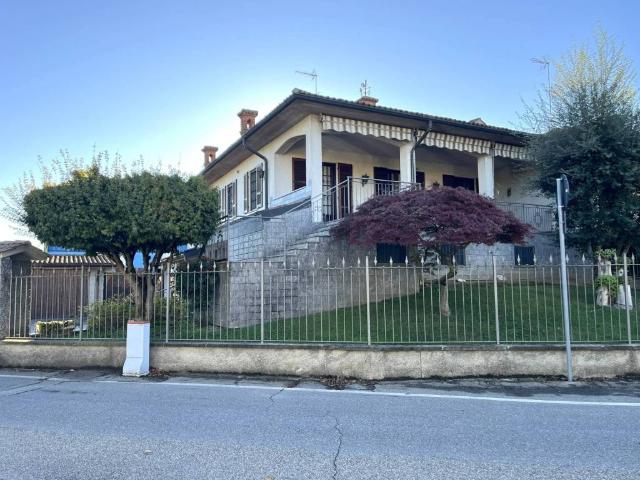 Villa Indipendente in vendita a Belgioioso, Lombardia