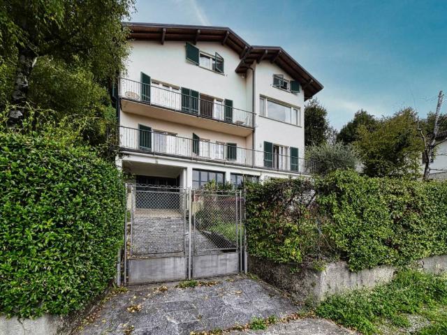 Villa Indipendente in vendita a Civenna, Bellagio
