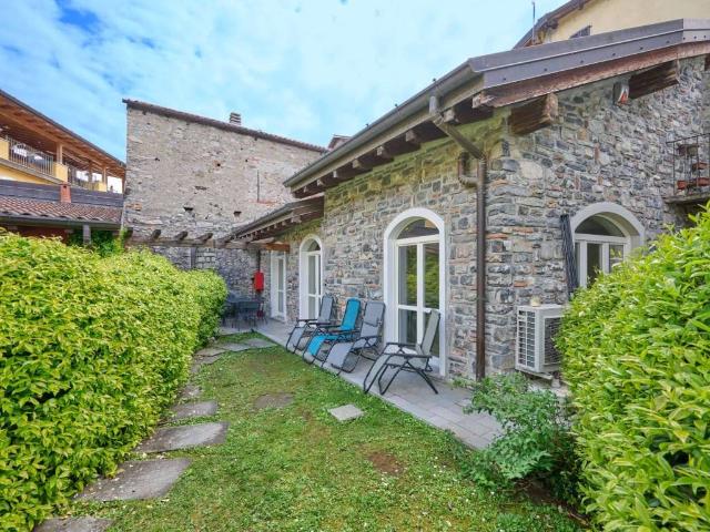 Villa Indipendente in vendita a Bellagio, Lombardia
