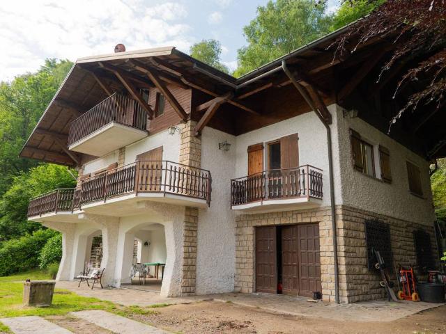 Villa Indipendente in vendita a Civenna, Bellagio