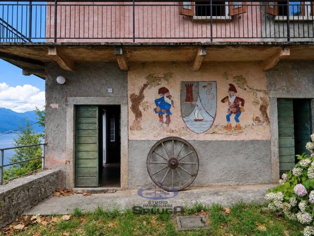 Villa Indipendente in vendita a Bellano, Lombardia