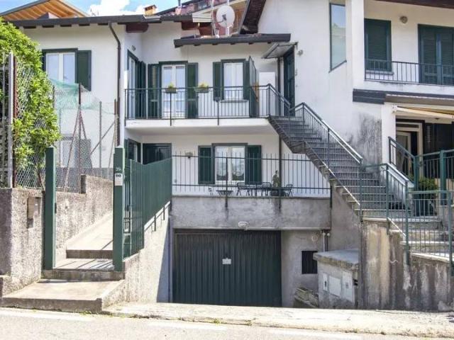 Villa Indipendente in vendita a Bellano, Lombardia