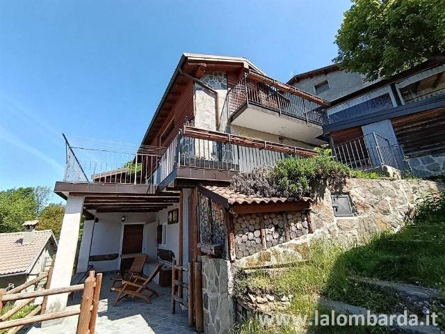 Villa Indipendente in vendita a Bellano, Lombardia