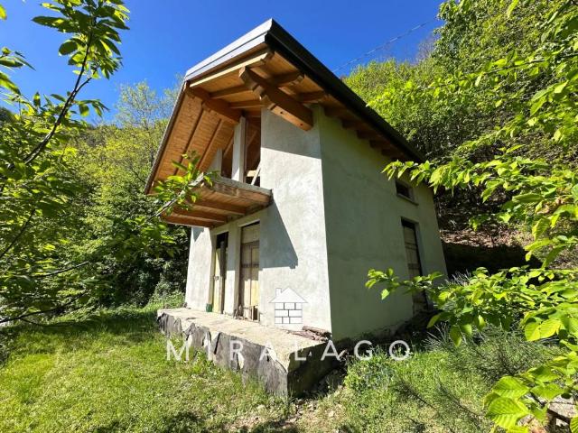 Villa Indipendente in vendita a Bellano, Lombardia