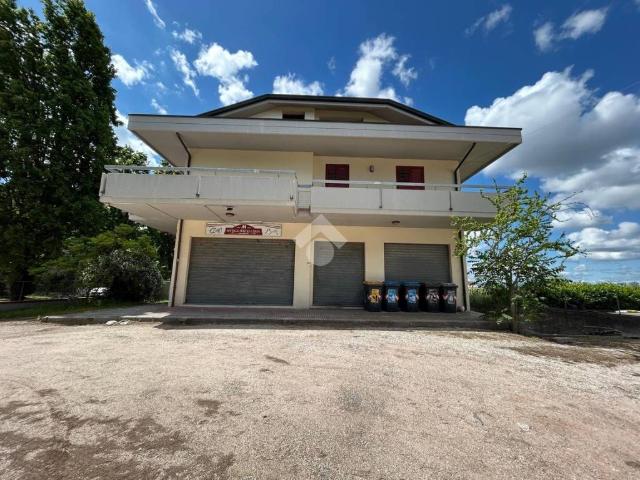 Villa Indipendente in vendita a Bellaria Monte, Bellaria