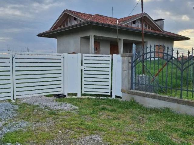 Villa Indipendente in vendita a Bellaria Monte, Bellaria