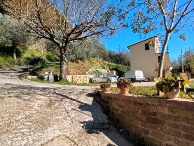 Villa Indipendente in vendita a Frazione Vaccarecce, Bellegra