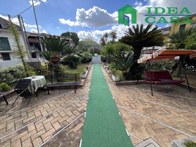 Villa Indipendente in vendita a Bellona, Campania