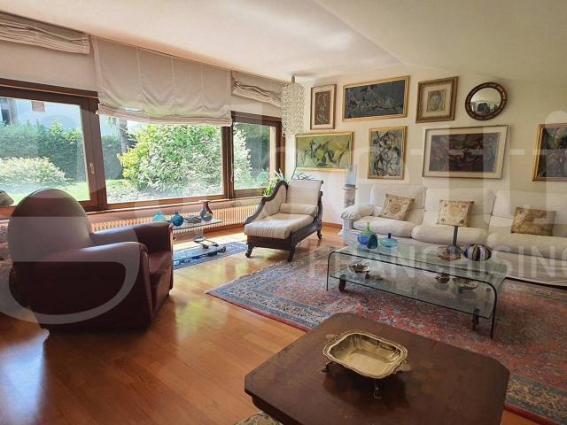Villa Indipendente in vendita a Cavarzano, Zoldo Alto