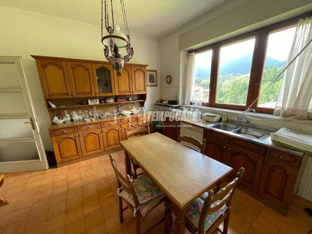 Villa Indipendente in vendita a Vezzano, Zoldo Alto