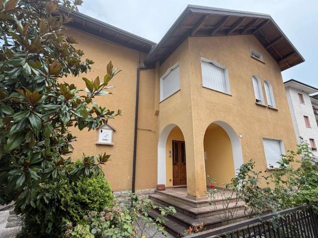 Villa Indipendente in vendita a Zoldo Alto, Veneto