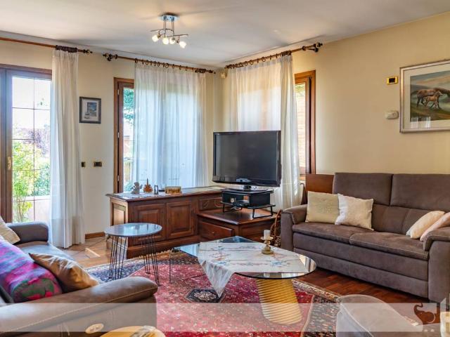 Villa Indipendente in vendita a Pedeserva, Zoldo Alto