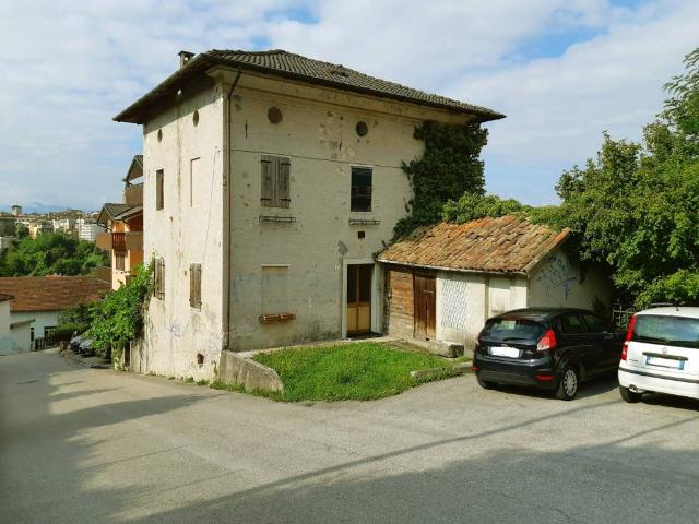 Villa Indipendente in vendita a Borgo Prà, Zoldo Alto