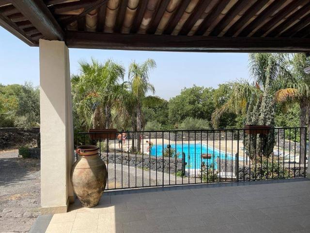 Villa Indipendente in vendita a Belpasso, Sicilia