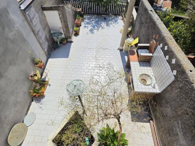 Villa Indipendente in vendita a Belpasso, Sicilia