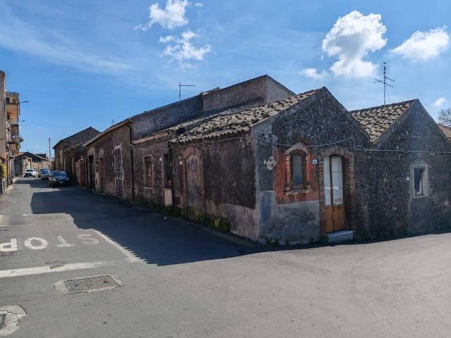 Villa Indipendente in vendita a Belpasso, Sicilia