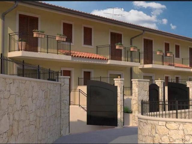 Villa Indipendente in vendita a Belpasso, Sicilia