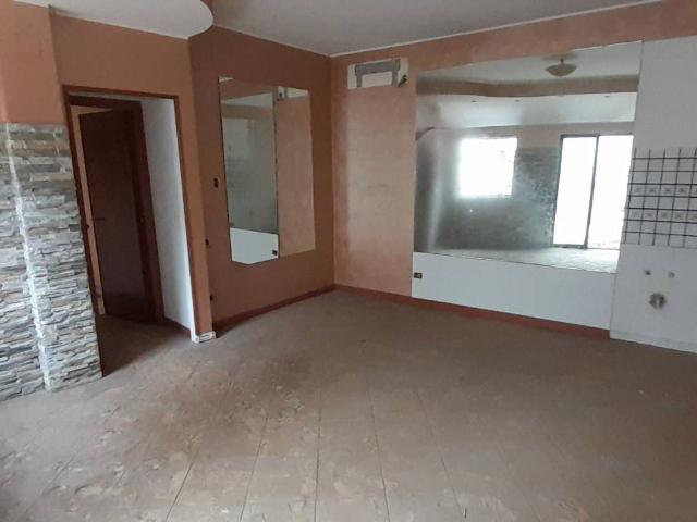 Villa Indipendente in vendita a Belpasso, Sicilia