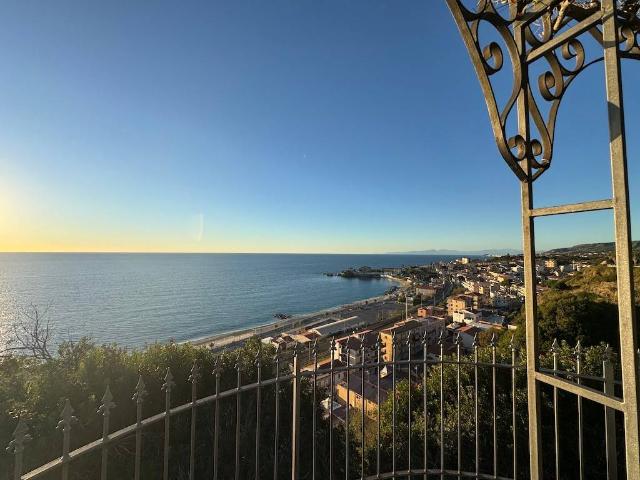 Villa Indipendente in vendita a Calabria, Cosenza