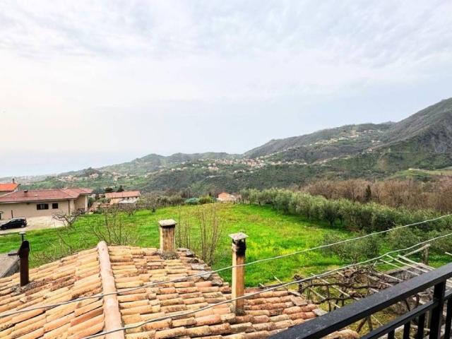 Villa Indipendente in vendita a Calabria, Cosenza