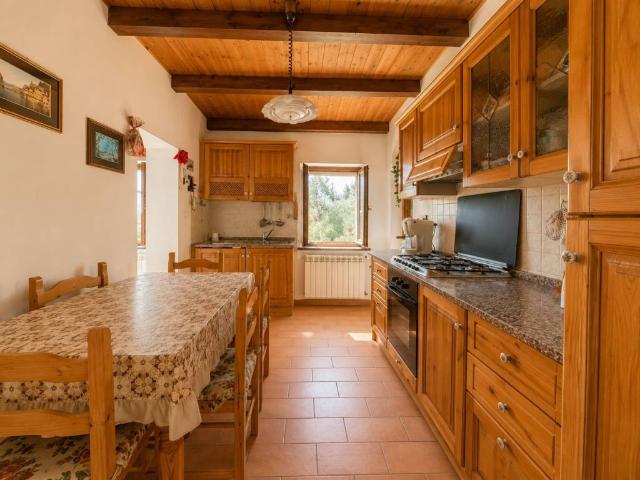 Villa Indipendente in vendita a Marche, Ancona