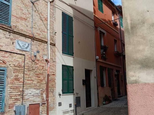 Villa Indipendente in vendita a Marche, Ancona