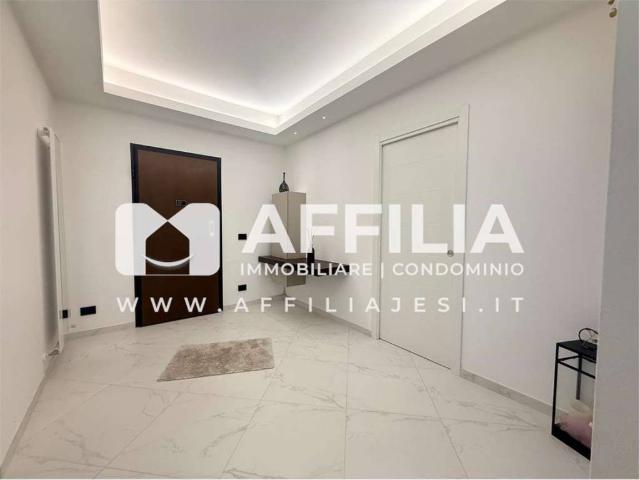 Villa Indipendente in vendita a Marche, Ancona