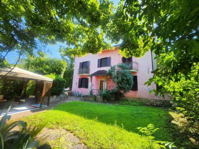 Villa Indipendente in vendita a Pacevecchia, Benevento