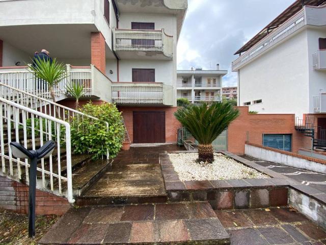 Villa Indipendente in vendita a Ponticelli, Benevento