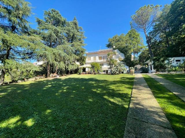 Villa Indipendente in vendita a Pacevecchia, Benevento