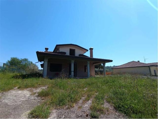 Villa Indipendente in vendita a San Leucio Del Sannio, Campania