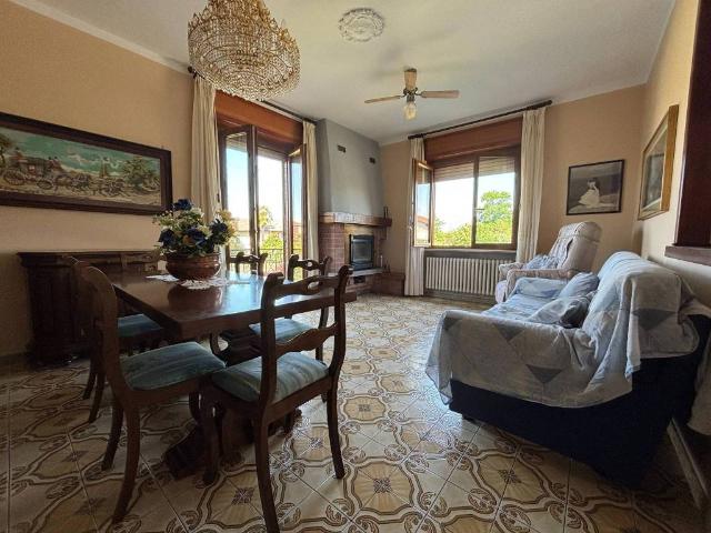 Villa Indipendente in vendita a Piemonte, Biella