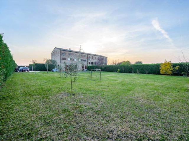 Villa Indipendente in vendita a Unione Reno Galliera, Bentivoglio