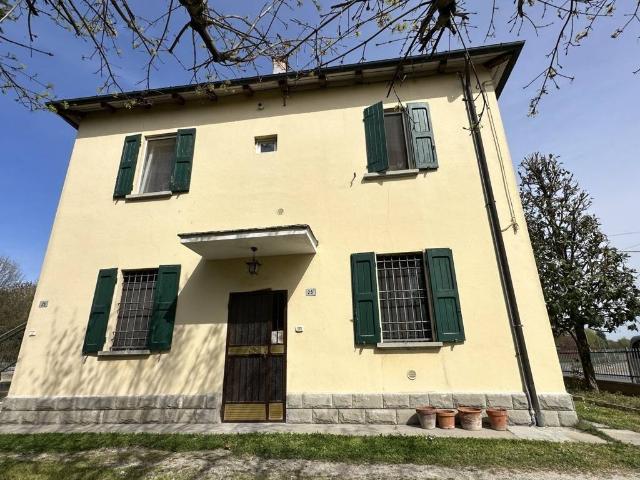 Villa Indipendente in vendita a Unione Reno Galliera, Bentivoglio